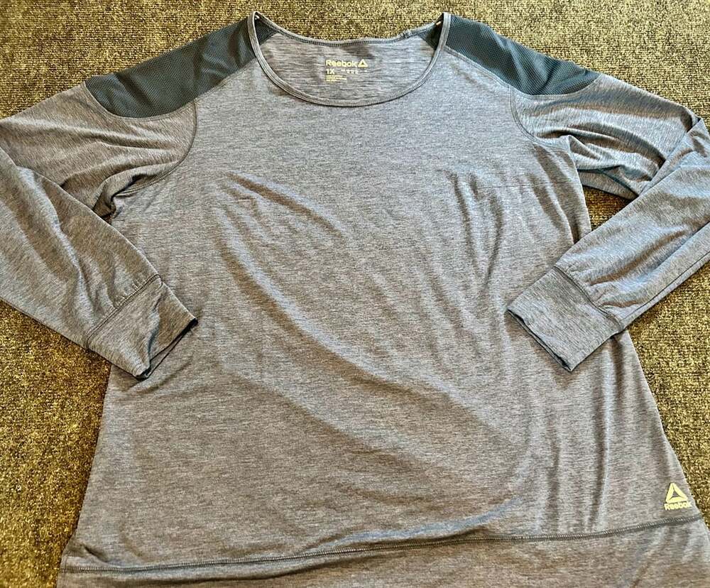 Reebok Women's Heathered Gray Mesh Shoulder L-sleeve Athletic Workout Shirt Size